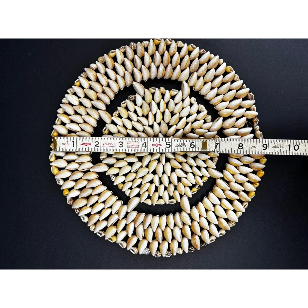 Set of 2 Vintage Cowrie Shell Round Placemats Trivets Coastal Boho Decor 8.5